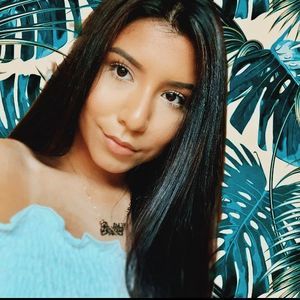 Meet your Posher, Perla